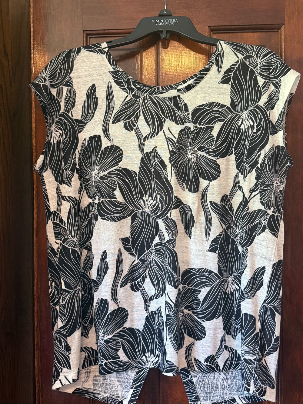 Tahari Black Floral Print Cap-Sleeve High Low 100% Linen Top M